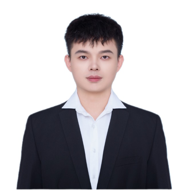 新证件照-1724318416147